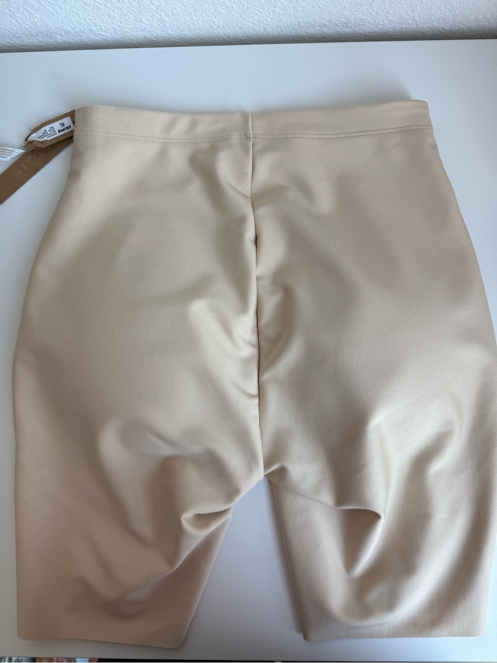 NWT SKIMS Butt Enhancing Padded High-Waist Smoothing Shaper Shorts-Sand -XS - Picture 8 of 14